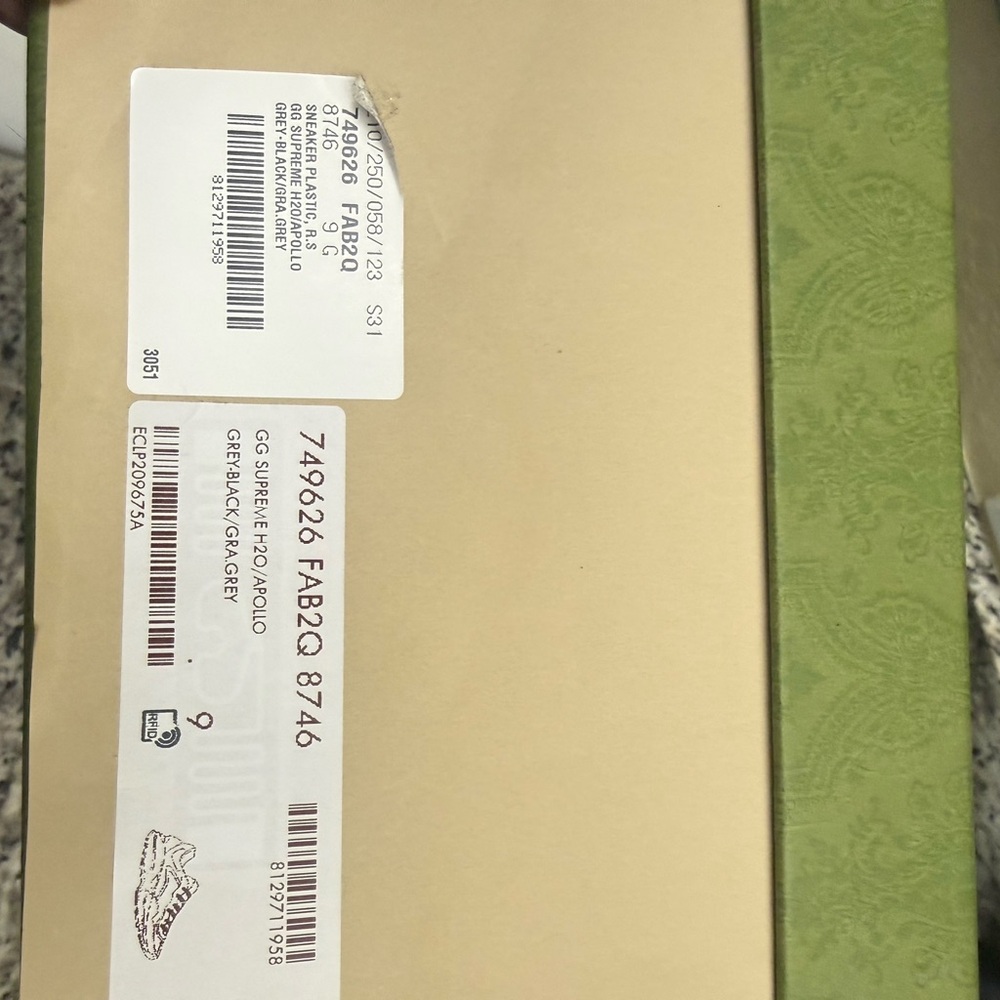 Gucci Charcoal Textured Sneakers - Picture 10 of 10